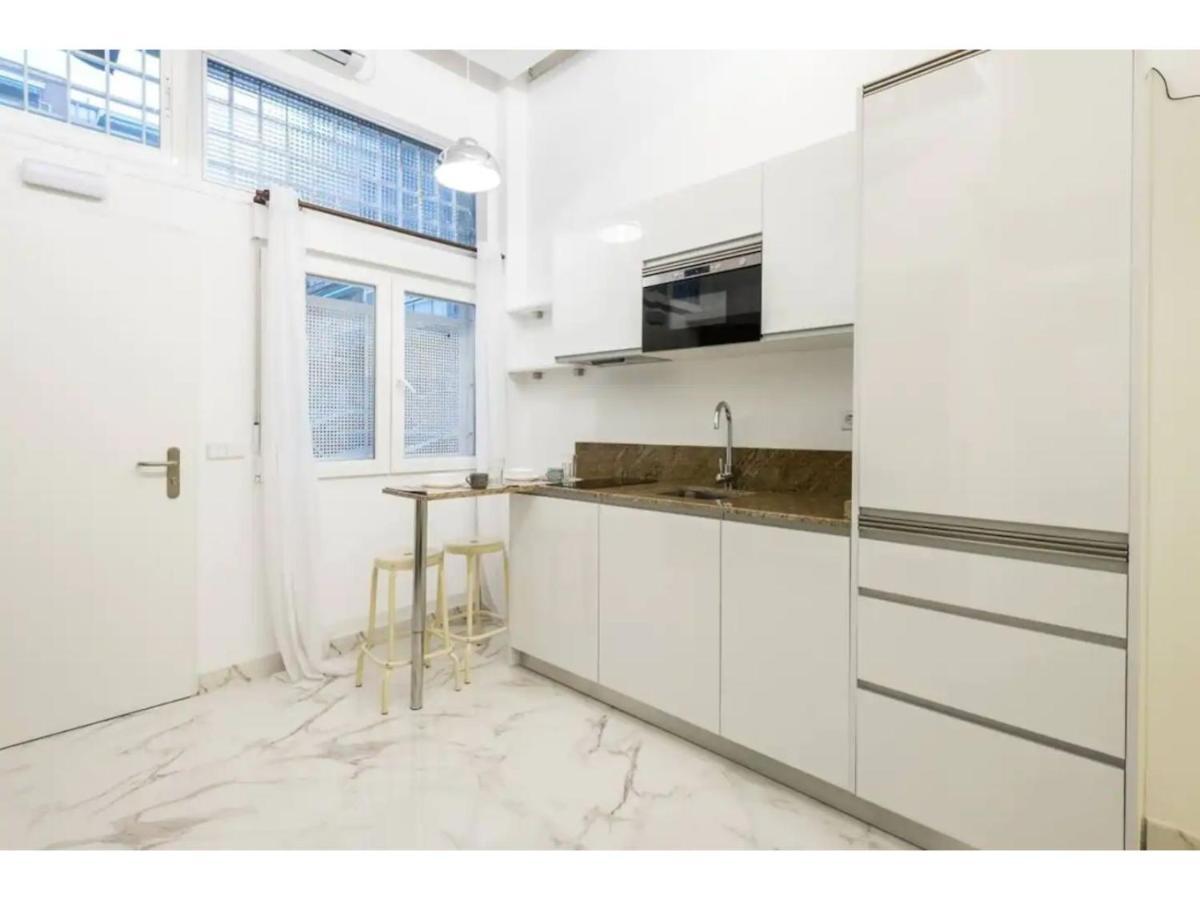 Little Cozy Loft Madrid Free Street Parking Wifi Barbadillo Bis Appartement Buitenkant foto